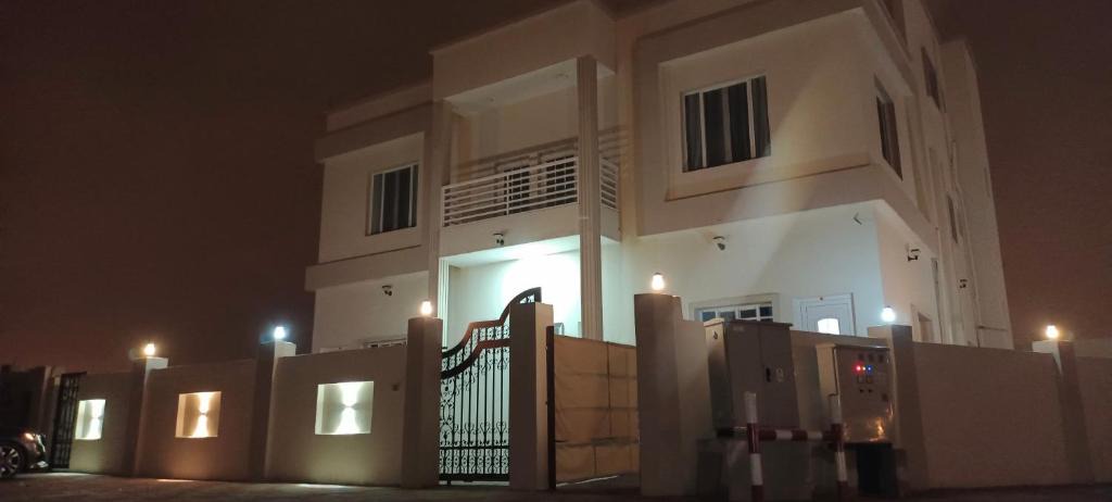 Salalah Other | بناية الكيومي