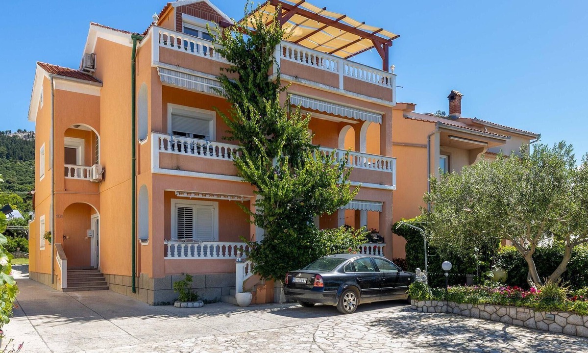 Rab Apartment | 1 bedroom beautiful apartment in Barbat na Rabu