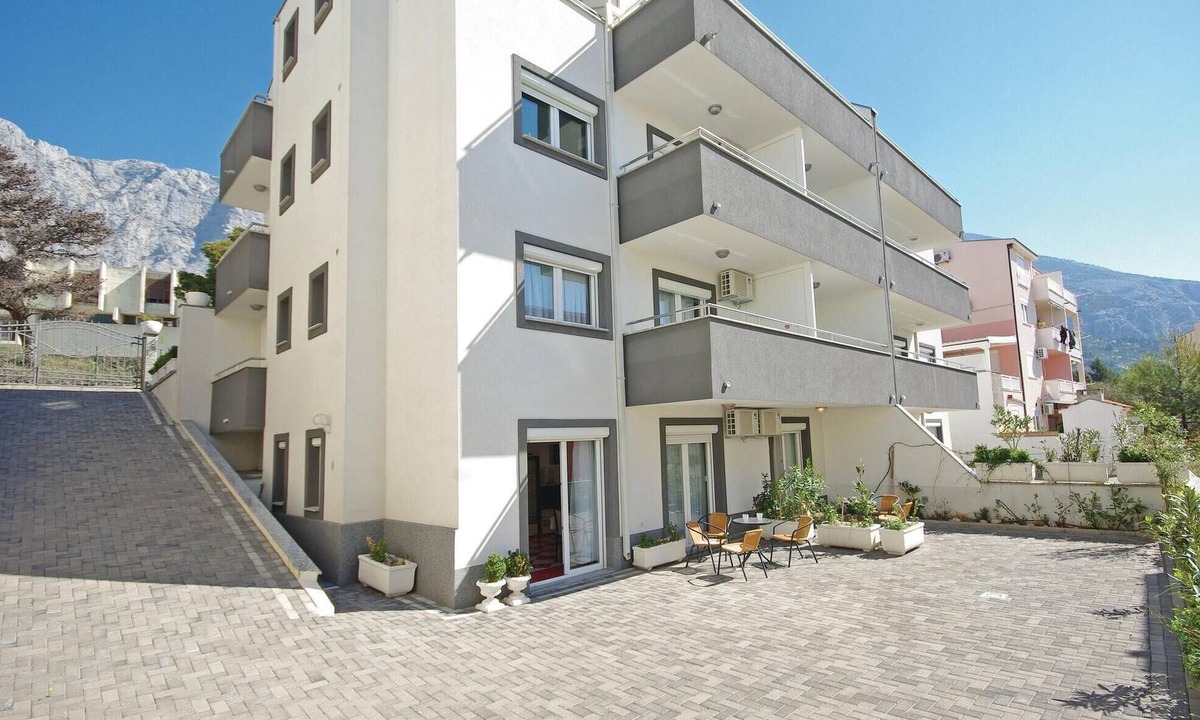 Zelenka Apartment | 1 bedroom nice apartment in Makarska