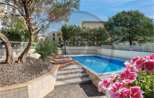 Srima House | 11 Bedroom Amazing Apartment In Srima