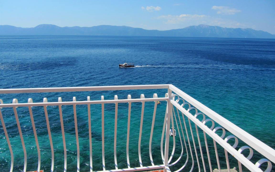 Brist Resort | 16 m² Private room ∙ 2 guests