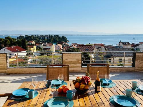 Preko Apartment | 160 sqm Sea View Apartment