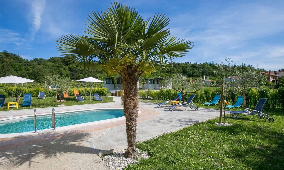 Kapelica House | 2 bedroom awesome (sta)caravan in Labin