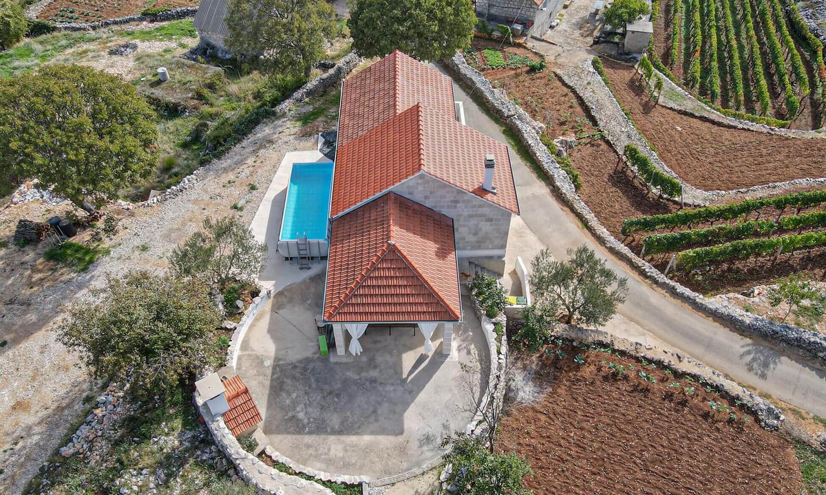 Lokvicici House | 2 bedroom luxurious home in Lokvicici