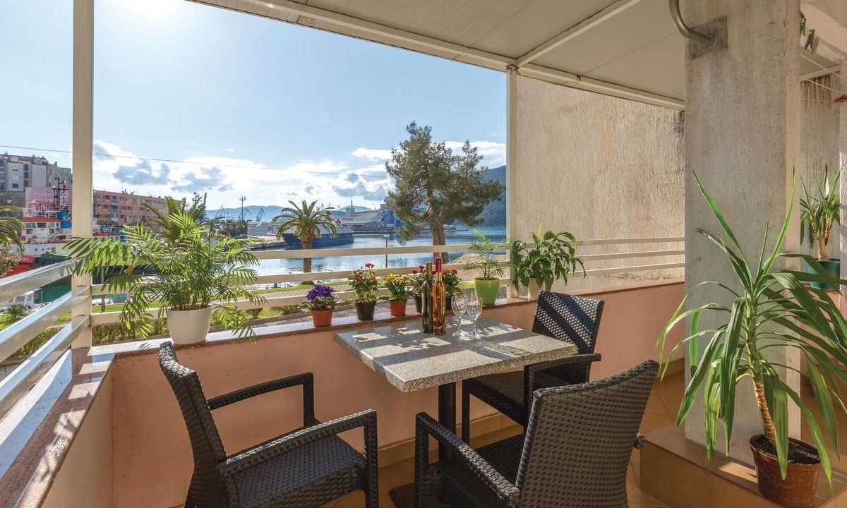 Ploce Apartment | 2 bedroom nice apartment in Ploce