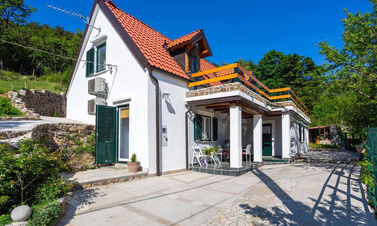 Senj House | 2 bedroom stunning home in Gornji Lopci