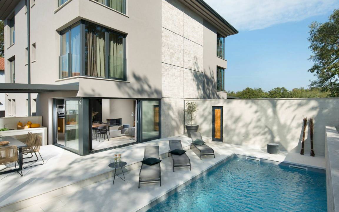 Krizine Other | 260 m² Accommodation ∙ 4 bedrooms ∙ 10 guests
