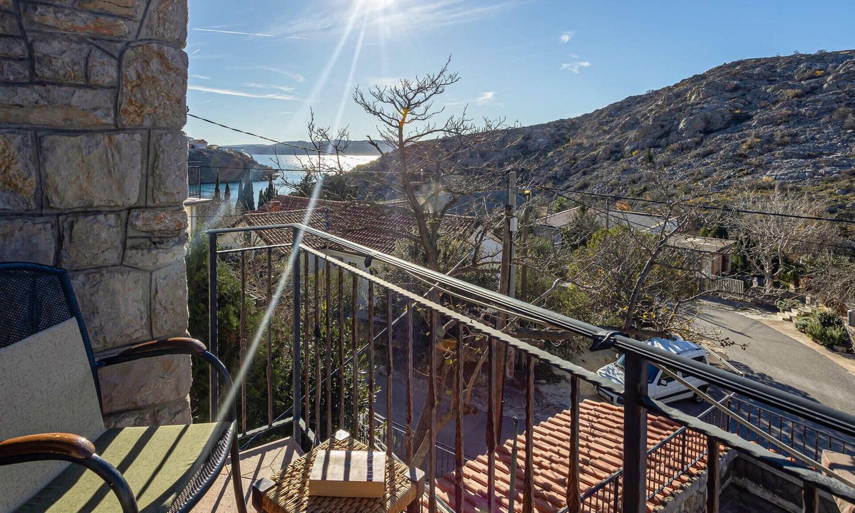 Cesarica House | 3 bedroom awesome home in Cesarica