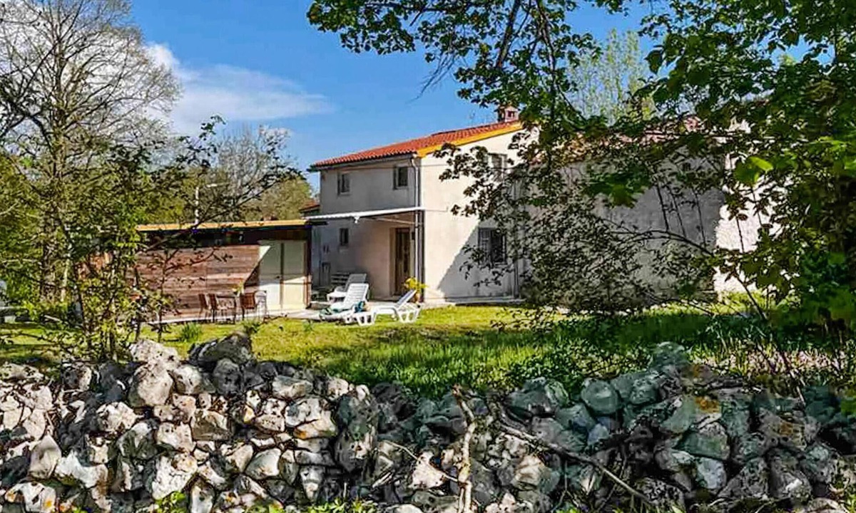 Lanisce House | 3 bedroom awesome home in Lanisce
