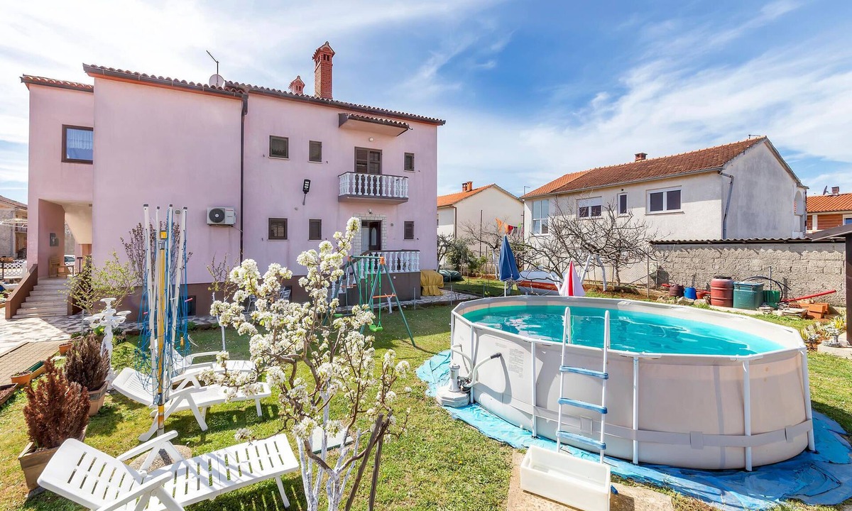 Valdebek Apartment | 3 bedroom beautiful apartment in Pula