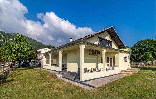 Karlobag House | 3 Bedroom Beautiful Apartment In Susanj