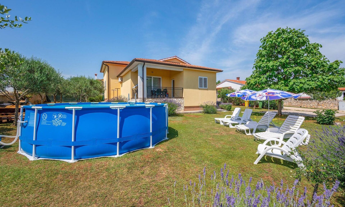 Nedescina House | 3 bedroom beautiful home in Nedescina