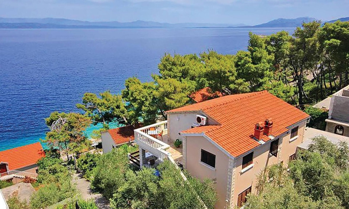 Prigradica Apartment | 3 bedroom gorgeous apartment in Prigradica