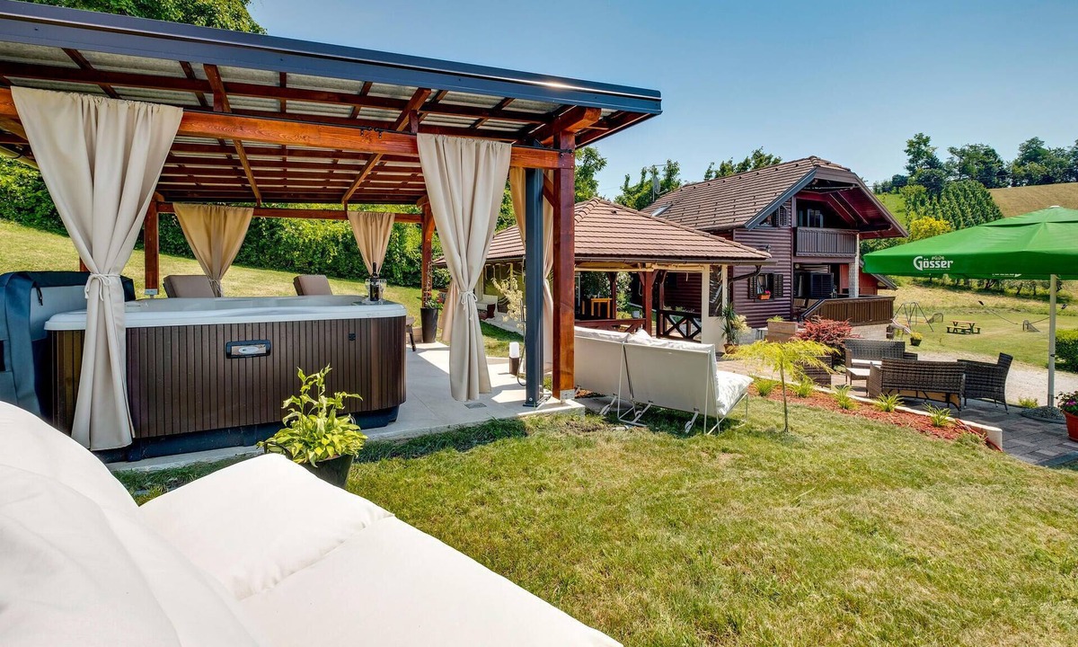 Breznik Plesivicki House | 3 bedroom luxurious home in Jastrebarsko