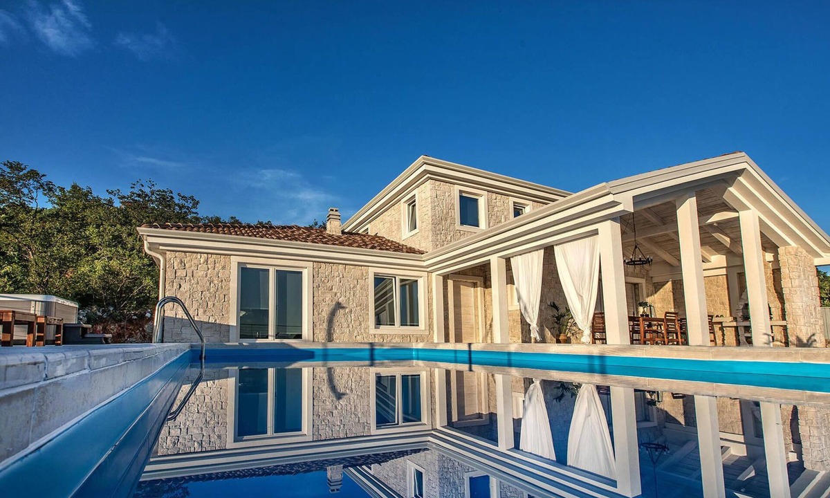 Jadranovo House | 3 bedroom stunning home in Jadranovo