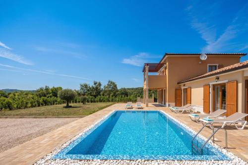 Paradiz Villa | 3BR Istrian Villa Erla w/Private Pool - Happy Rentals