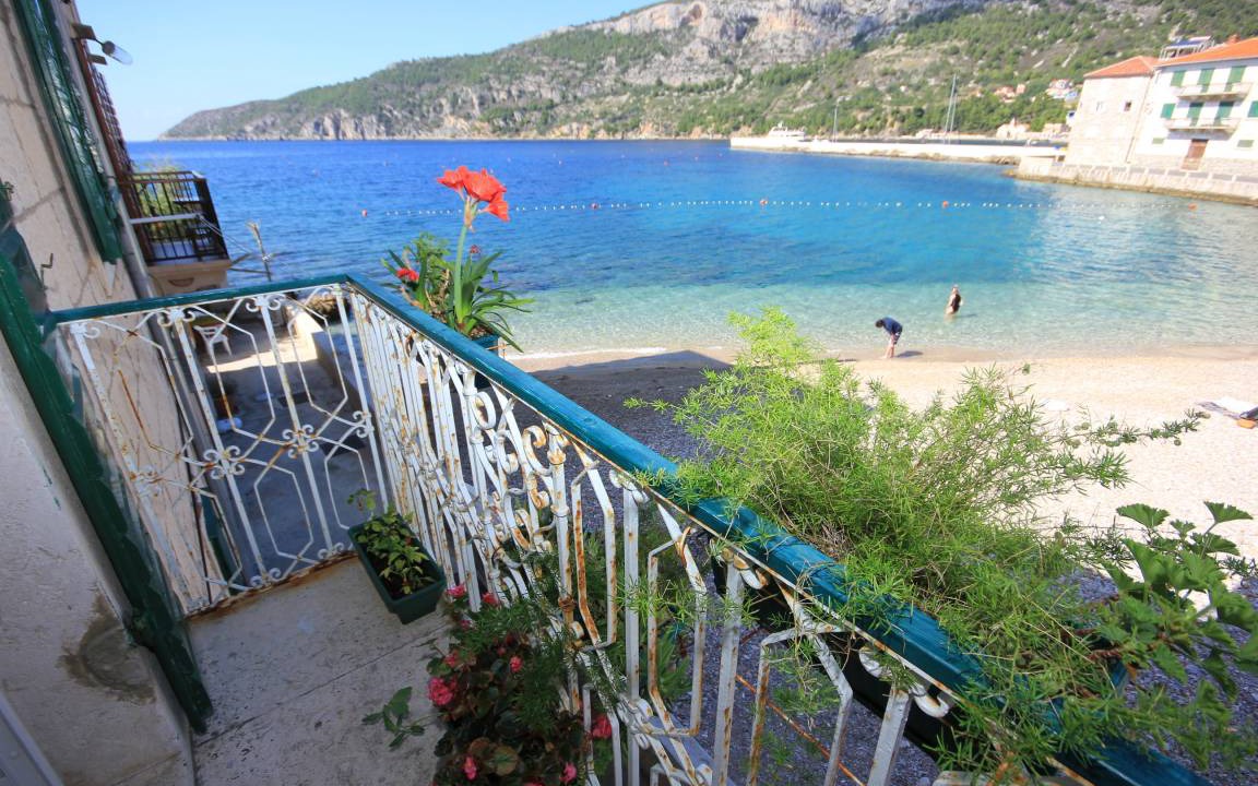 Komiza Apartment | 48 m² Apartment ∙ 2 bedrooms ∙ 4 guests