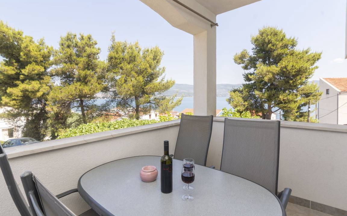 Municipality of Trogir Apartment | 55 m² Apartment ∙ 2 bedrooms ∙ 4 guests