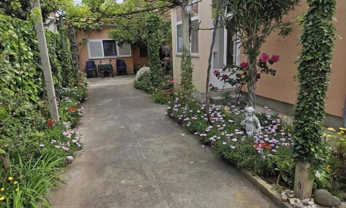 Zadar House | Amalia Apartments in Zadar, 5 minutes from the beach