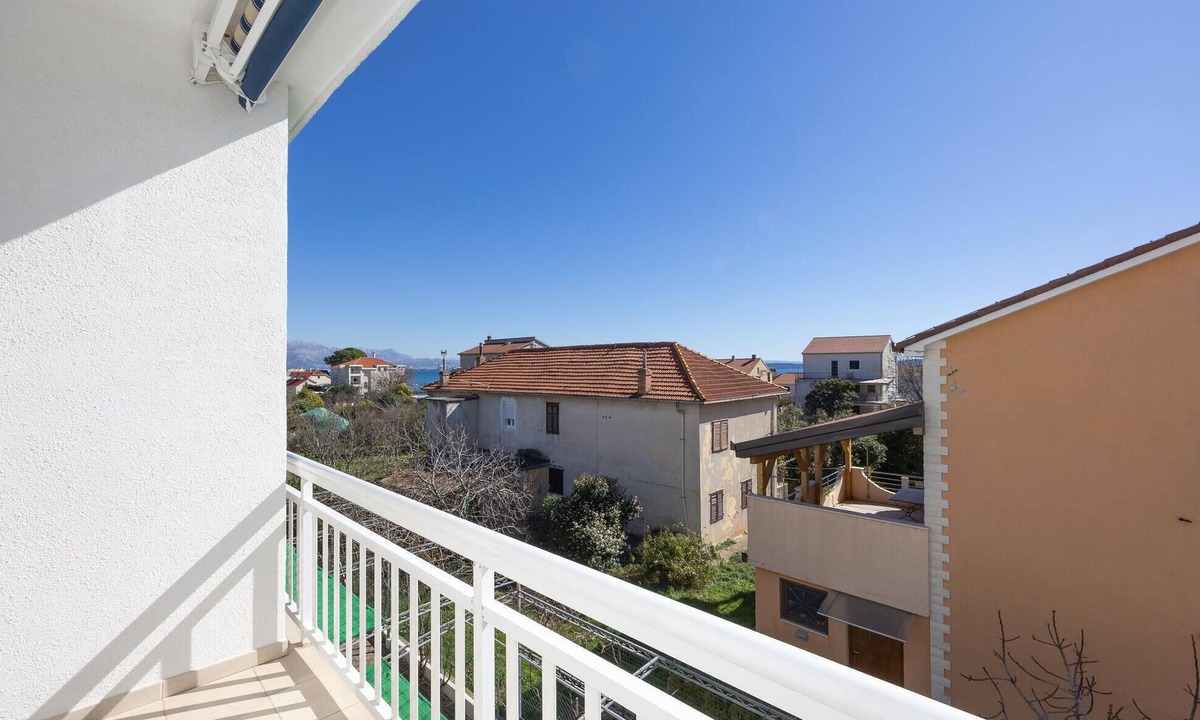 Kastel Stafilic Apartment | Amazing apartment in Kastel Stafilic with WiFi