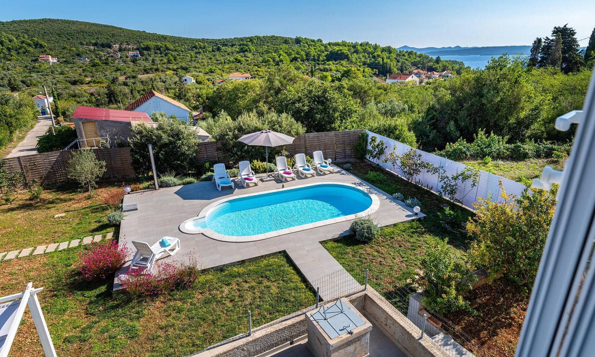 Brbinj House | Amazing home in Brbinj