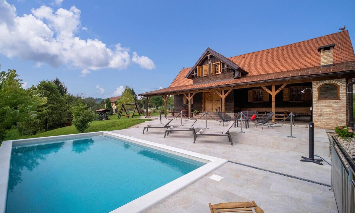 Gornji Trpuci House | Amazing home in Gornji Trpuci
