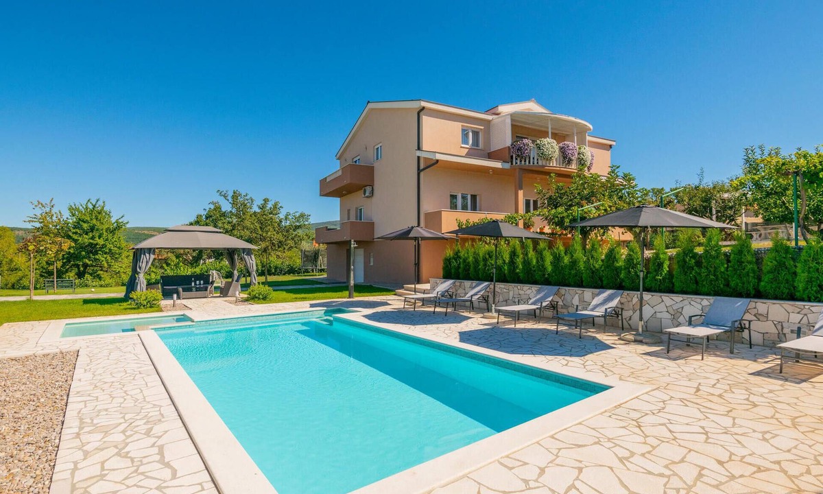 Imotski House | Amazing home in Gornji Vinjani