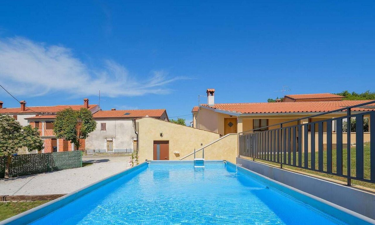 Novaki Motovunski House | Amazing home in Karojba