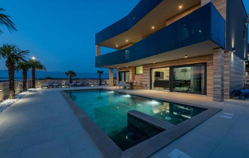 Privlaka House | Amazing Home In Privlaka