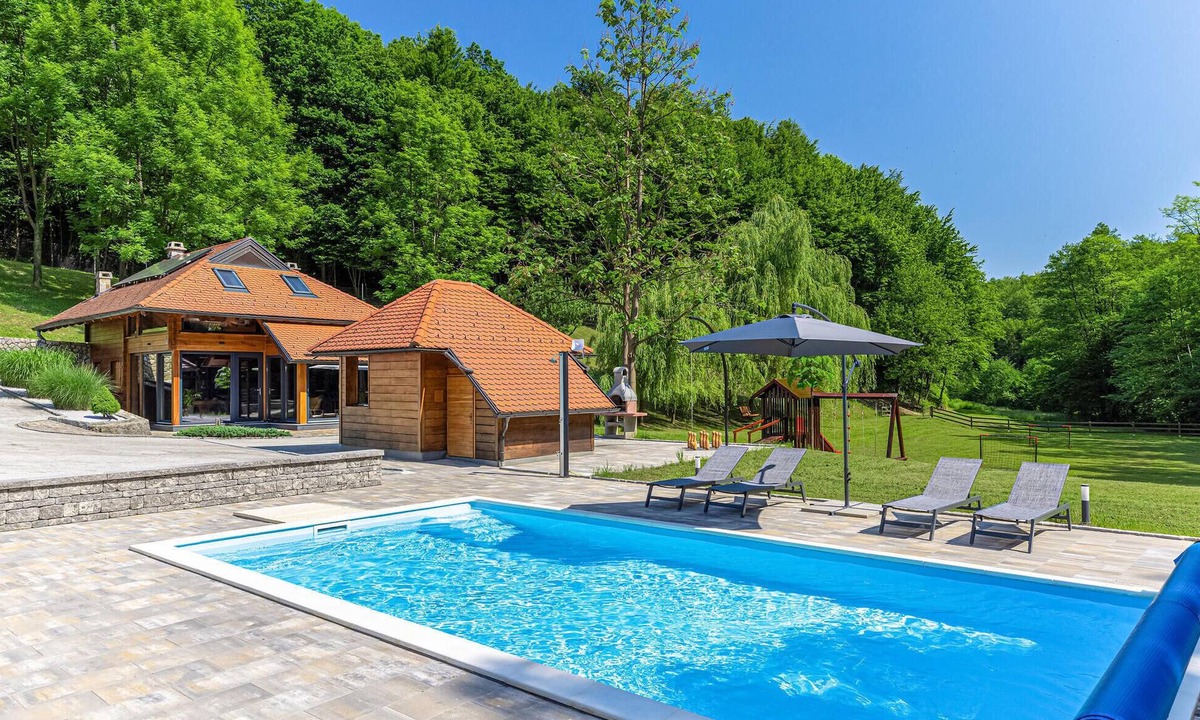 Ivanec House | Amazing home in Vitesinec with sauna