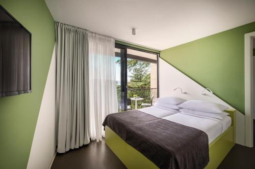 Novi Vinodolski Hotel | Aminess Vival Casa Lišanj