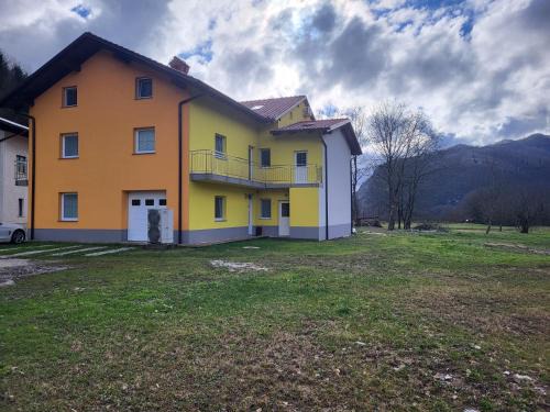 Kambresko Apartment | apartma jermol