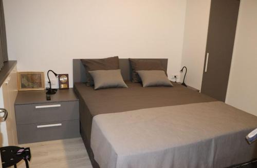 Omis Apartment | Apartman Gusar -top position, close to the center and the beach, fully equipped