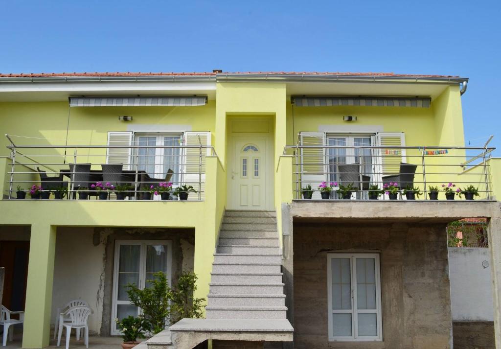 Pirovac Apartment | Apartman Rosa
