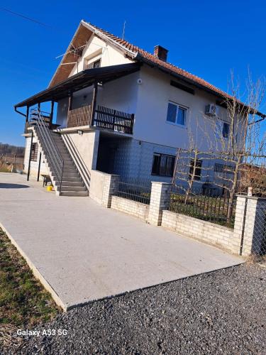 Kriz House | Apartman T&N