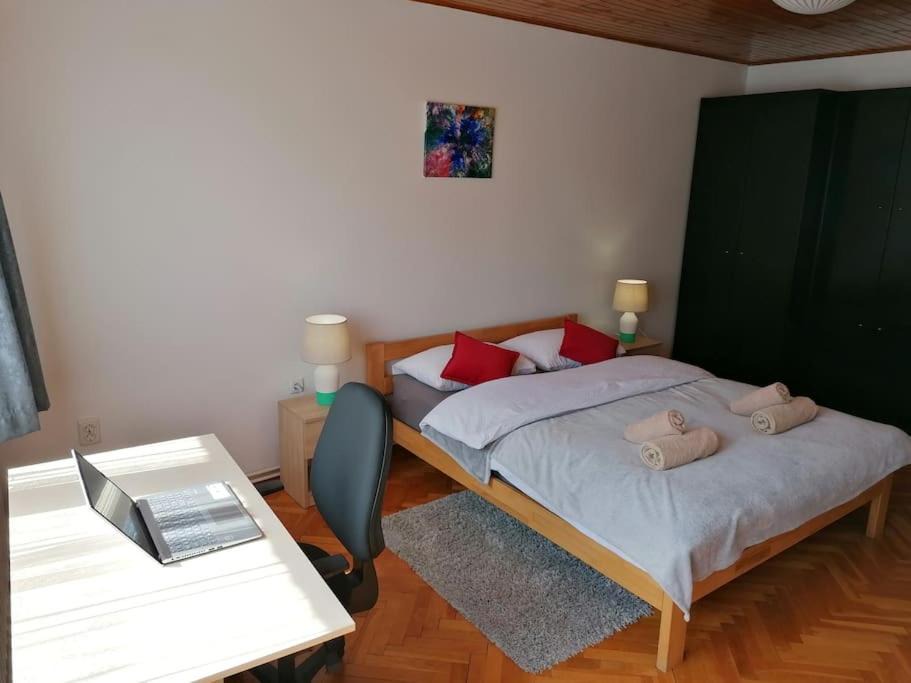 Sesvete Apartment | Apartmani Renata, Sesvete - 65m2