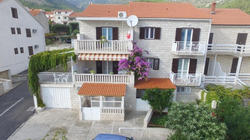 Bol Apartment | Apartmani Tanja