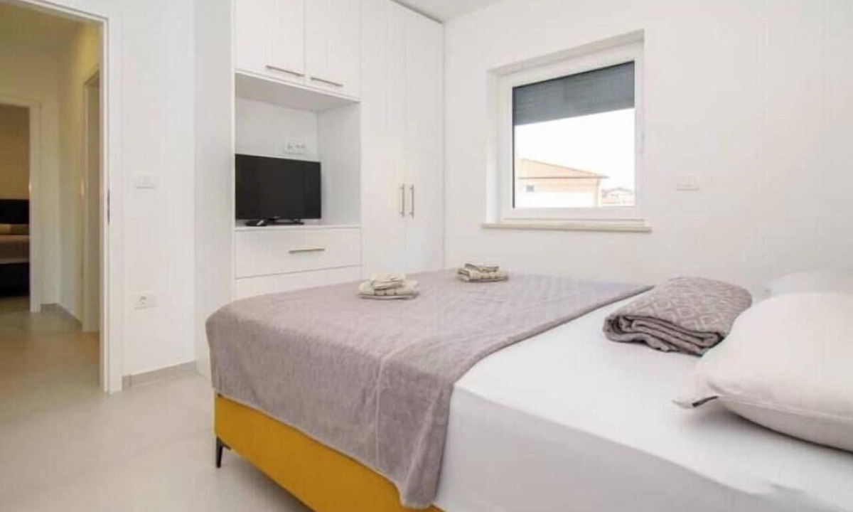 Loborika Apartment | Apartment Alisa, Liznjan: A modern apartment with a sea view
