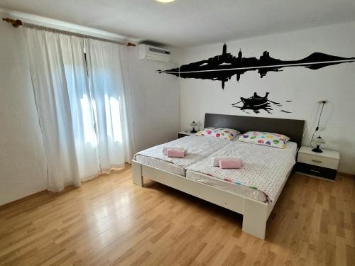 Skrbcici Apartment | Apartment Deni