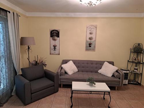 Fiorini Apartment | Apartment ELLY