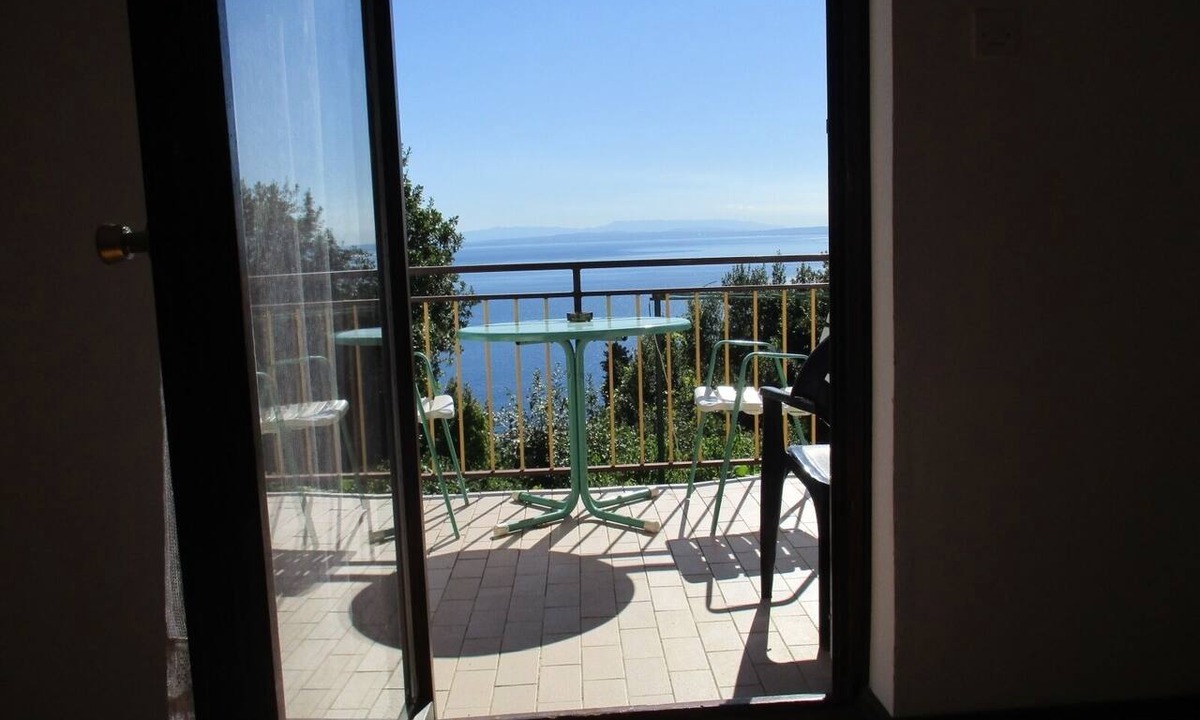 Icici Apartment | Apartment in Ičići with Seaview, Terrace, WIFI (4870-3)