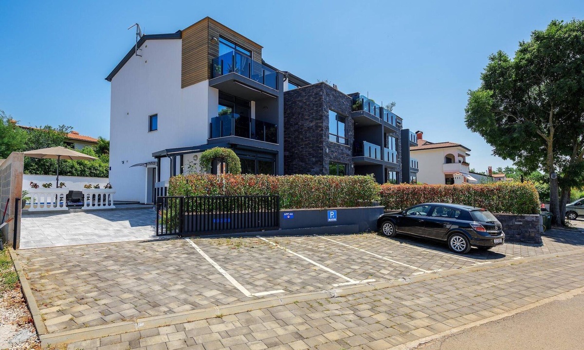 Kukci Apartment | Apartment in Kukci with Heated Pool
