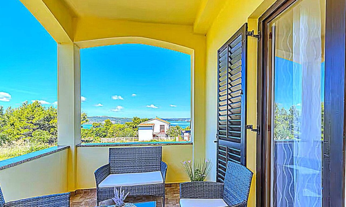 Novigrad Apartment | APARTMENT MI 4+1