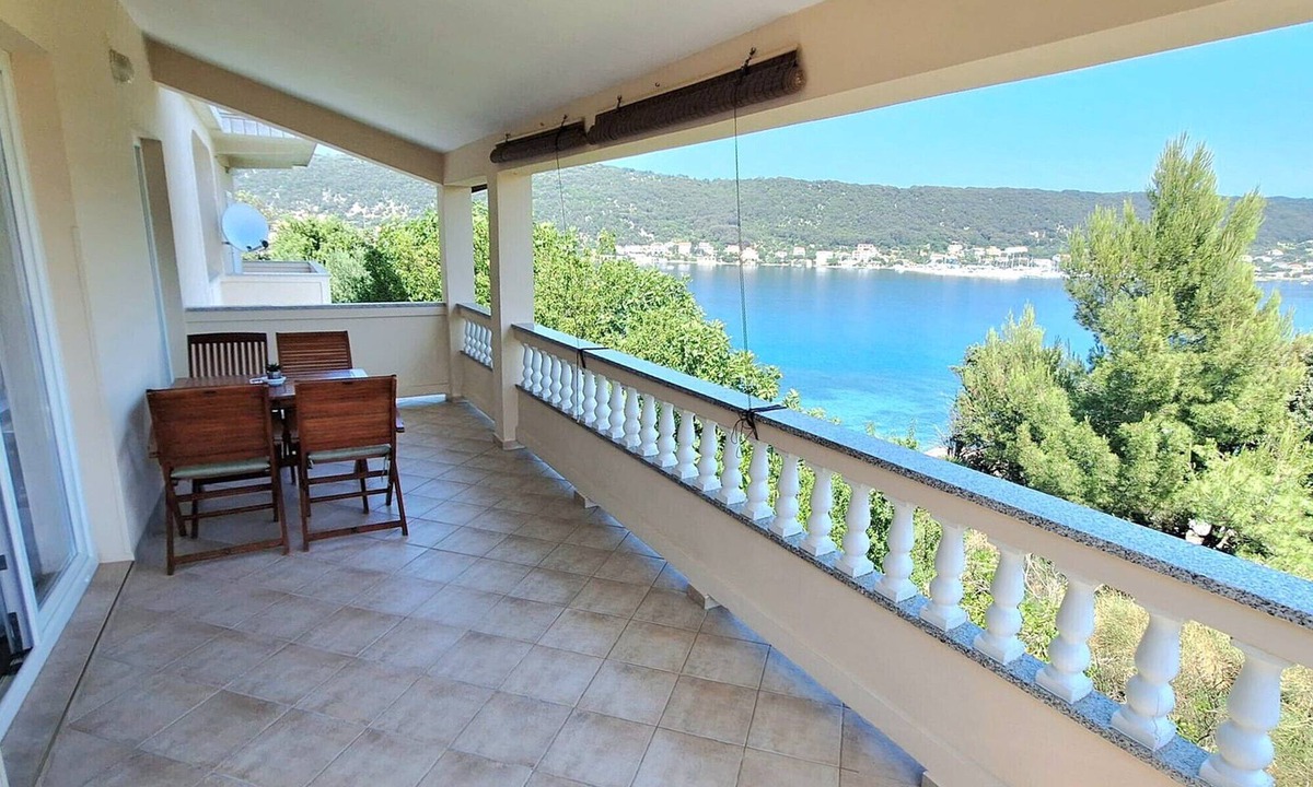 Rab Town Apartment | Apartment Nikolina 6 with Sea View