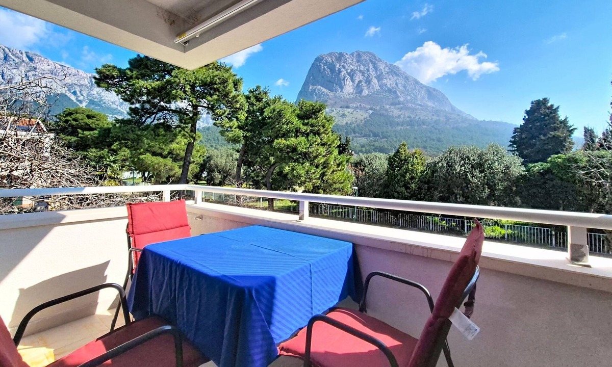 Gradac Apartment | Apartment Rilić by Interhome
