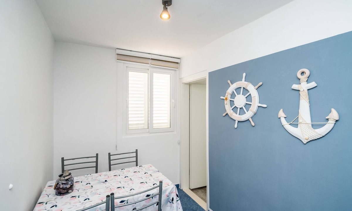Gruz Apartment | Apartment & Rooms Alan - Double Room with Shared Bathroom 1