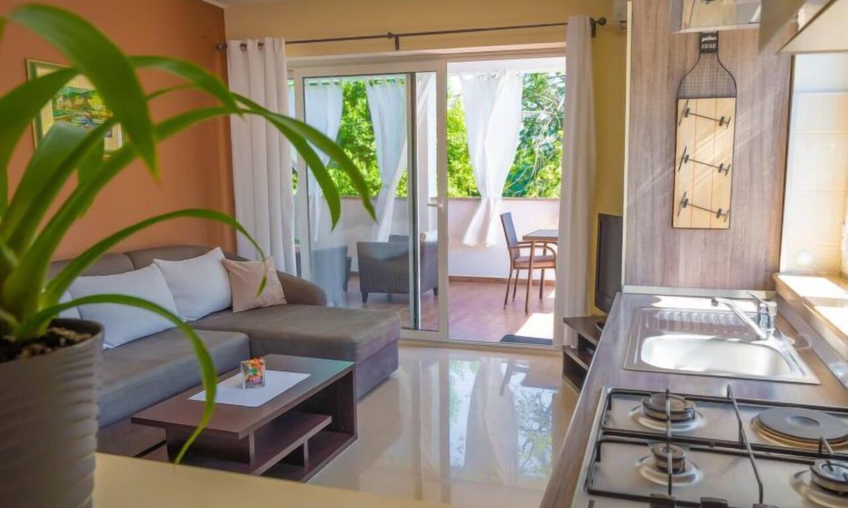Pobri Apartment | Apartment Sandra by Interhome