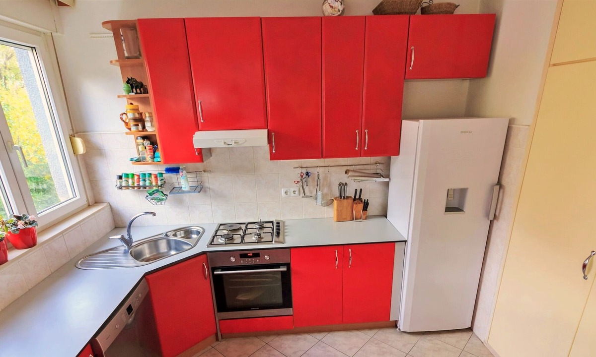Omis Apartment | Apartment with 2 bedrooms for up to 6 people