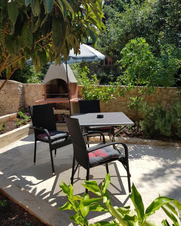 Veli Losinj Apartment | Apartment Zdenka
