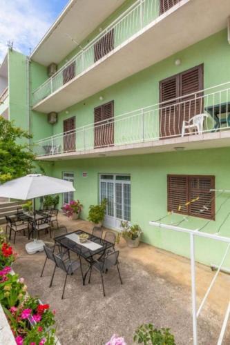 Istok Apartment | Apartments and Room Tattoo